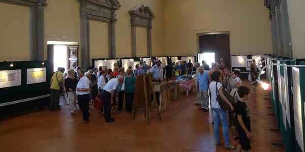 Una delle tante mostre di pittura all’interno della Vecchia Propositura a Scarperia