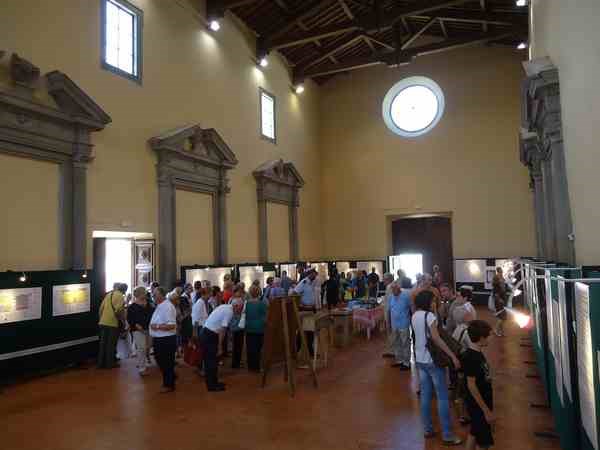 Una delle tante mostre di pittura all’interno della Vecchia Propositura a Scarperia