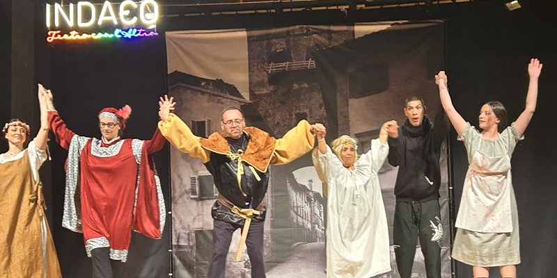 Il teatro di Indaco: quando la diversità diventa arte e il palcoscenico un abbraccio collettivo