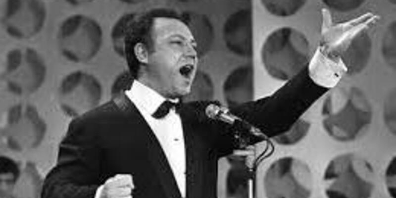 1987 - Muore Claudio Villa (38 anni fa)