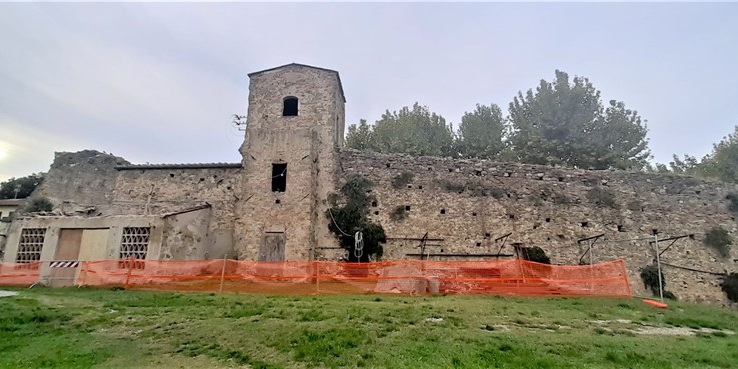I lavori sulle mura di Lastra a Signa