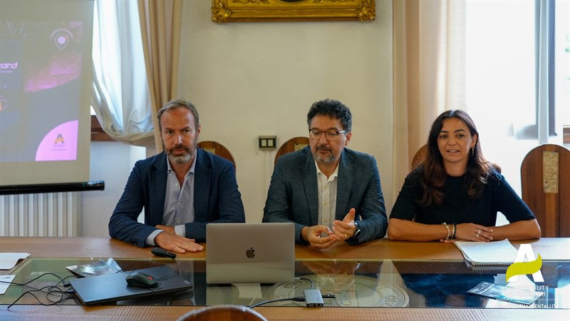 Un momento della presentazione del servizio