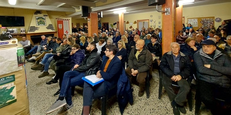 Riunione cittadini a Bruscoli