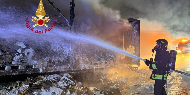 Incendio mezzo pesante