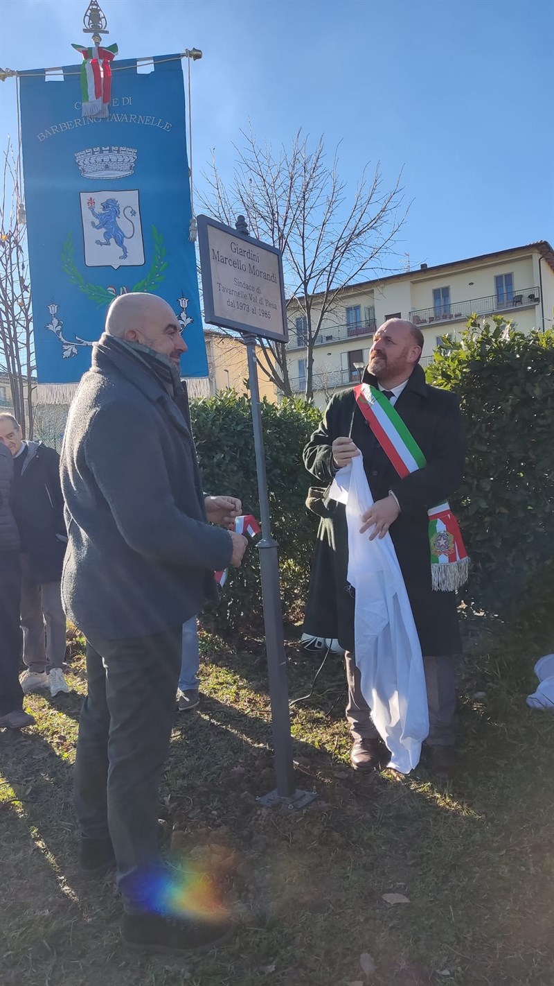 La cerimonia dell'intitolazione del campetto