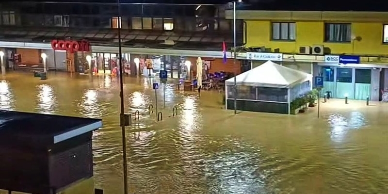 Alluvione Valdisieve 2025, volontari in azione nei Comuni colpiti dal maltempo