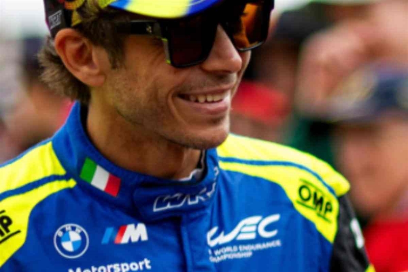 marquez - rossi lo sguardo non avvenuto diventa virale