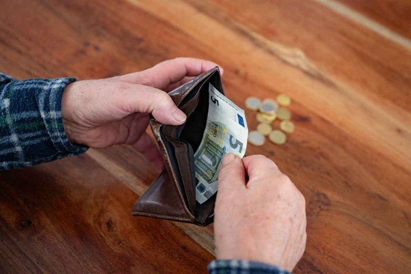 Pensioni novembre 2025: chi riceve subito l