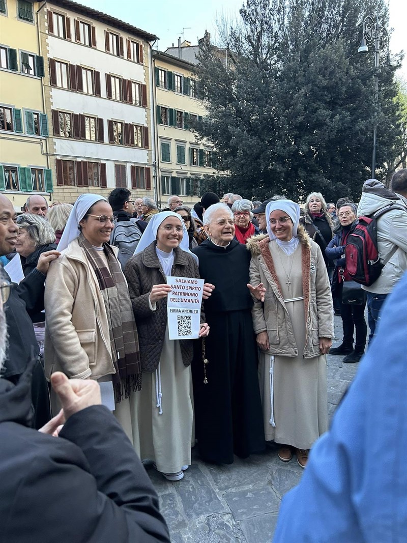 Tanta gente in piazza
