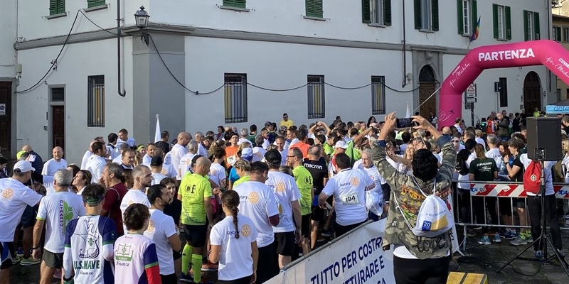 Solidarietà alla Rotary Run Italia. Medlight dona 3500 euro per l'associazione "il ritrovo"