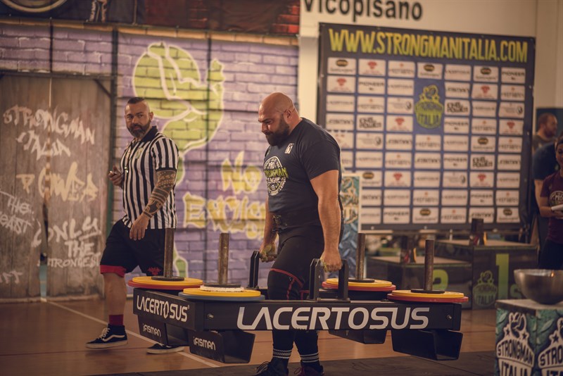 Alessandro Castelli al Frame Walk da 320kg