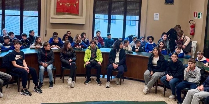 Borgo San Lorenzo celebra i diritti dell’infanzia con il nuovo consiglio comunale dei bambini e ragazzi