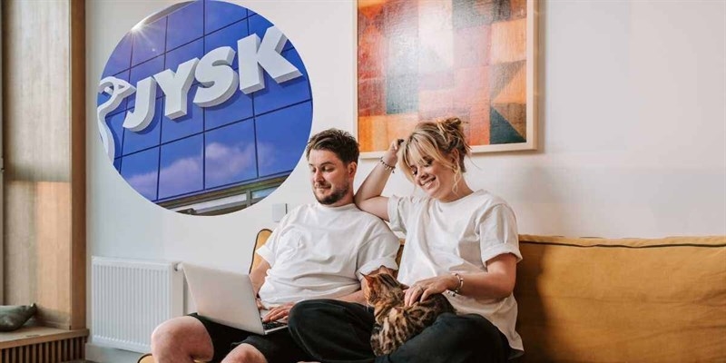 JYSK asfalta Ikea e Mondo Convenienza con il 'Black Novembre': divano con Chaise Longue a metà prezzo