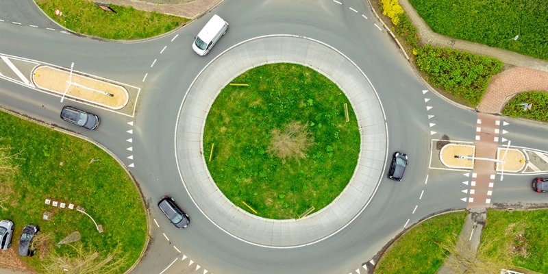 Al via i lavori per la rotatoria sperimentale tra via Chiantigiana e via lungo l’Ema