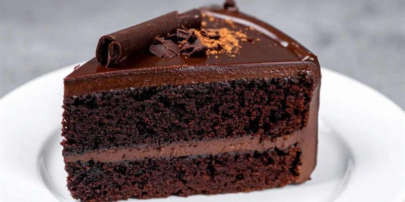 Cerchi un dolce veloce e senza forno? La torta in padella al cioccolato ti farà impazzire - okmugello.it