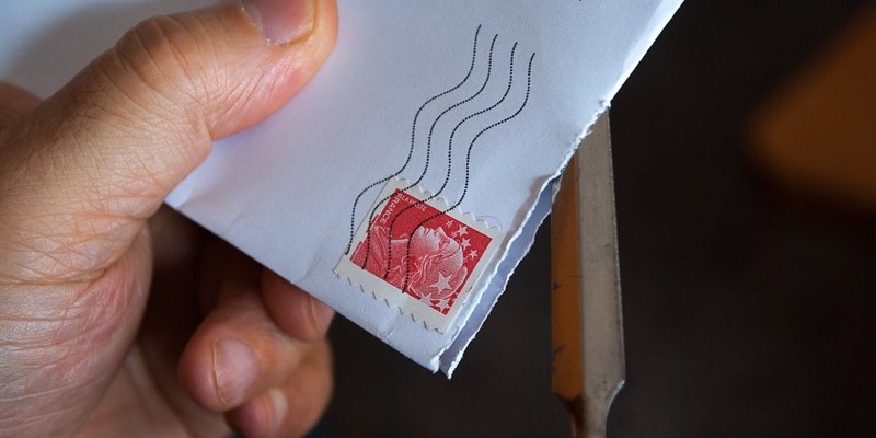 Lettera in redazione - Immagine di repertorio