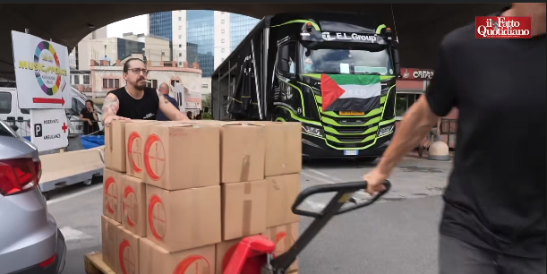 Il Tir nero e giallo