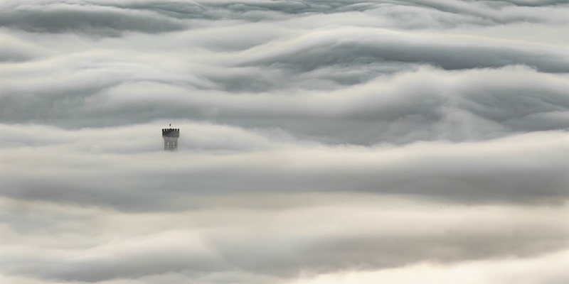 “ al di sopra” -  L’immagine di Mirko Ulivi prescelta, da migliaia di foto, dalla Galleria d’Arte  “Dantebus” in via Margutta a Roma.