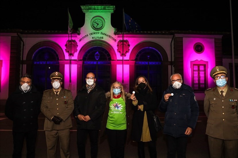 Stabilimento Chimico Farmaceutico Militare illuminato