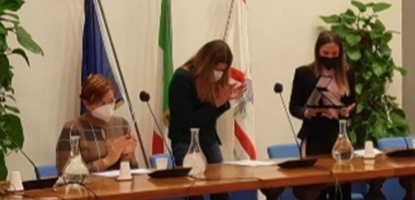 Il premio consegnato ad Adriana