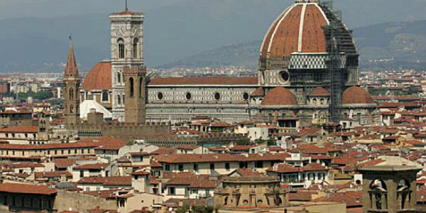 Da Agostino a Zanobi: in un libro la Firenze dei Santi