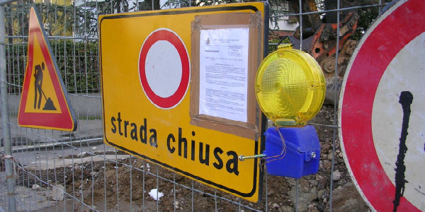 strada chiusa
