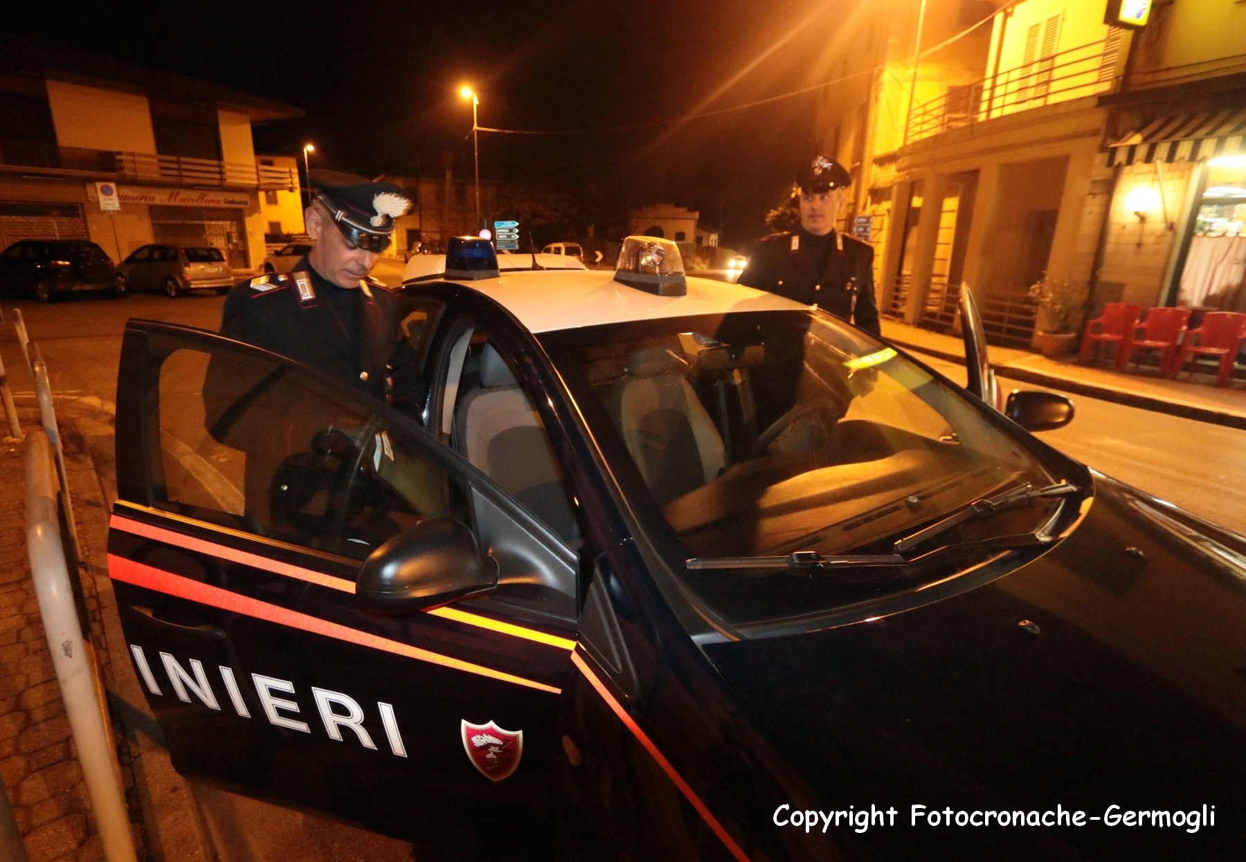 Furto in casa a Rufina. Arrestati in stazione mentre aspettano il treno per fuggire