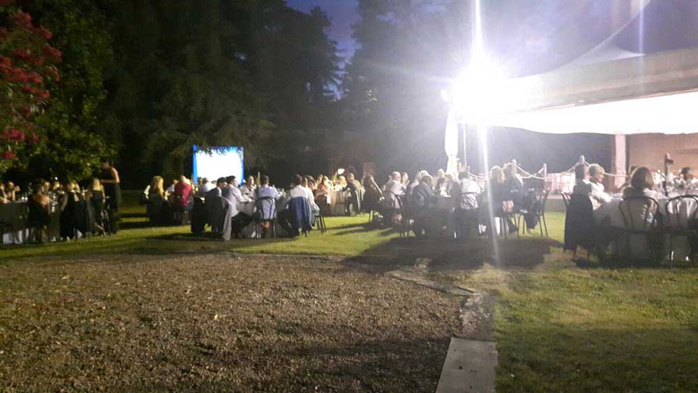 Pelletteria NEFE. Festeggia insieme ai suoi dipendenti i primi cinquant'anni di attività