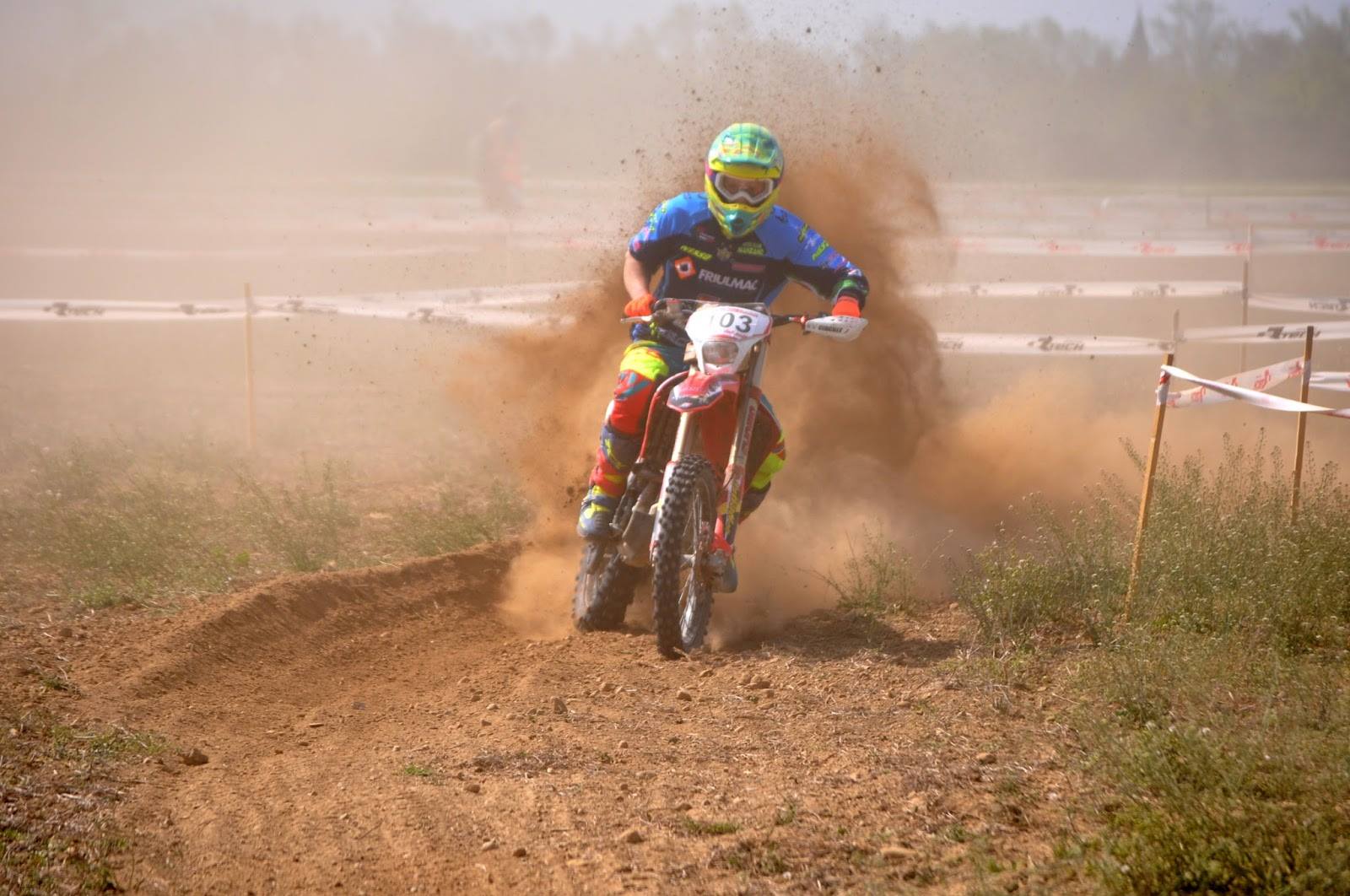 Domenica enduro intorno al lago di Bilancino. E aree prova per bambini e adulti