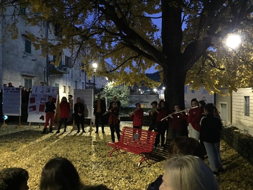 Inaugurazione panchina rossa Vicchio