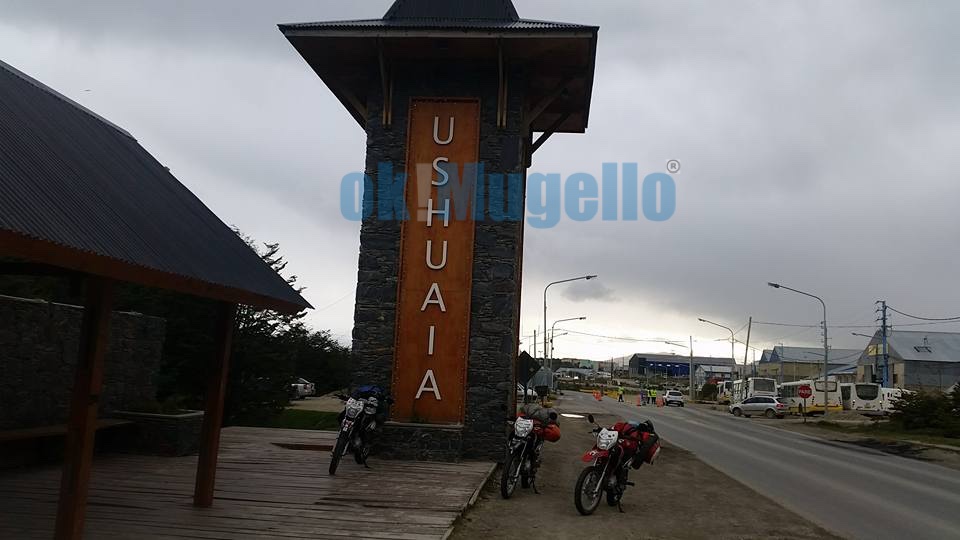 Arrivati a Ushuaia Tierra del Fuego. In moto fino alla fine del mondo